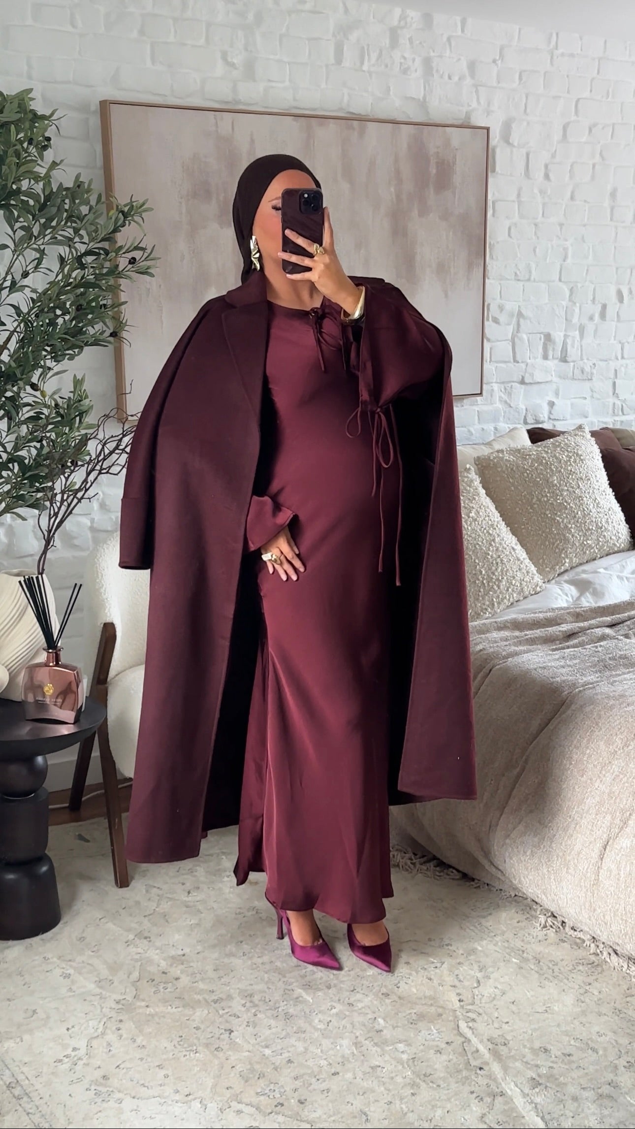 Robe ultra longue satinée à noeud Bordeaux | Pré-commande