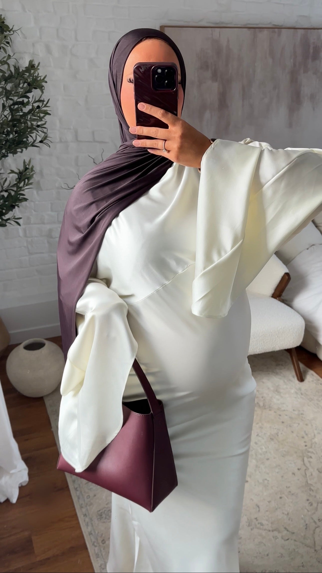 Robe longue satinée à manches évasées MINEL Blanc | Pré-commande