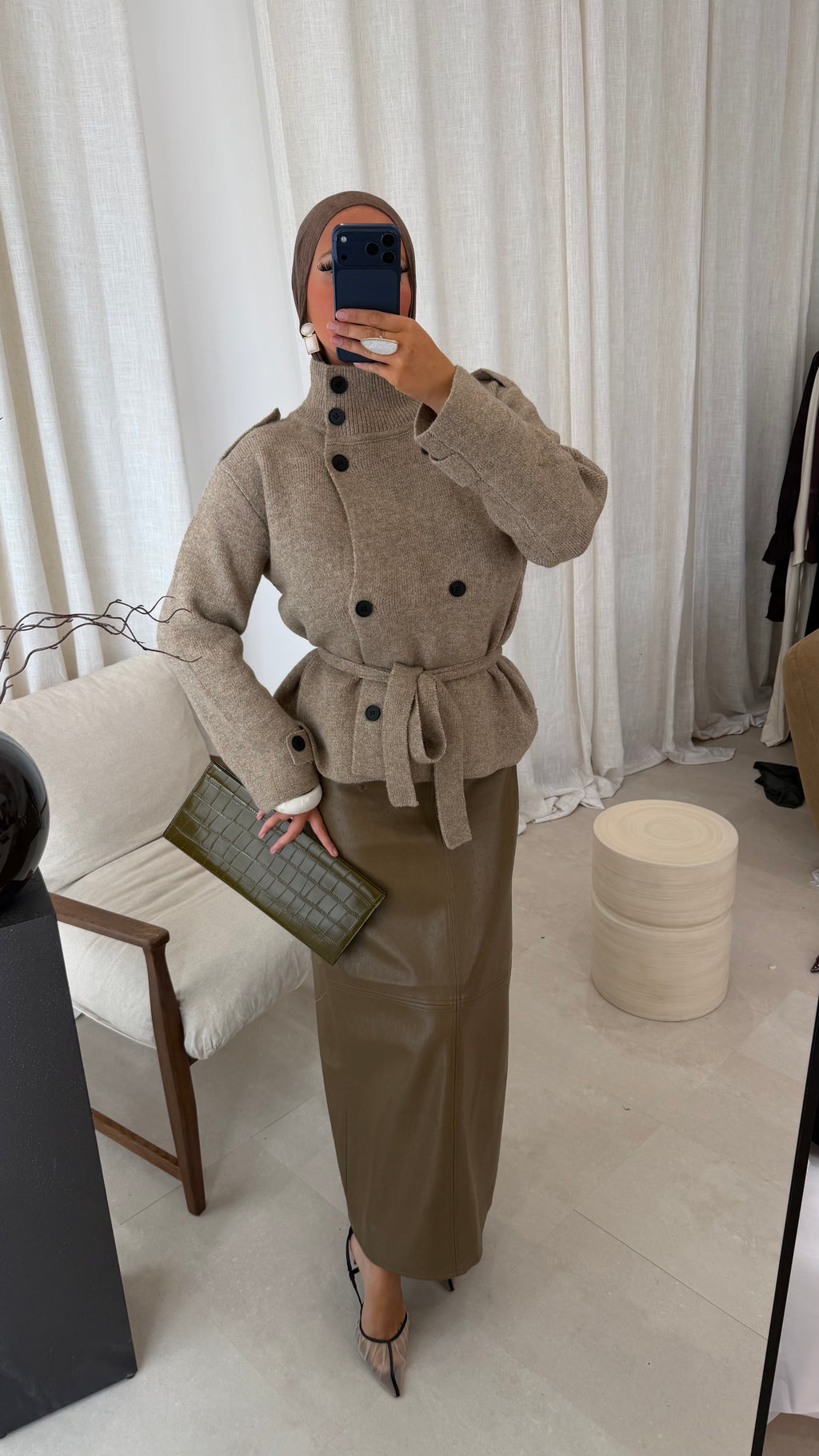 Gilet en maille à boutons | Taupe