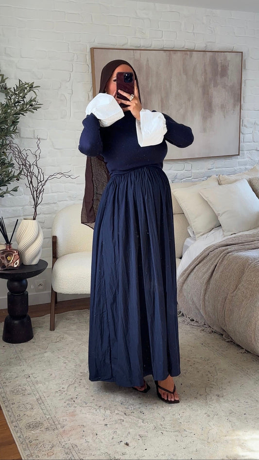 Robe ultra longue en maille fine et volant | Bleu marine