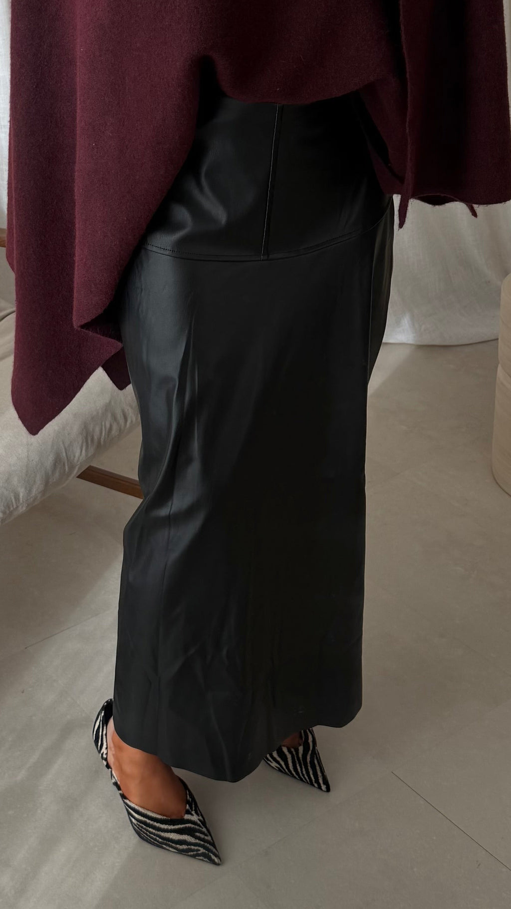 Jupe ultra longue | Cuir noir | Pré-commande