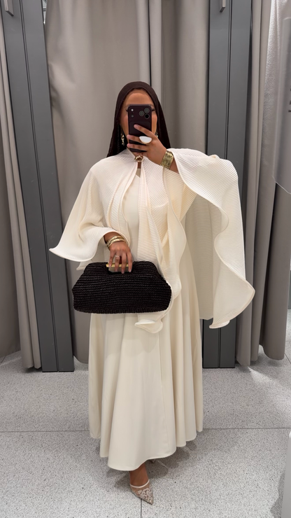 Robe ultra longue à manches courtes légèrement satinée | Crème
