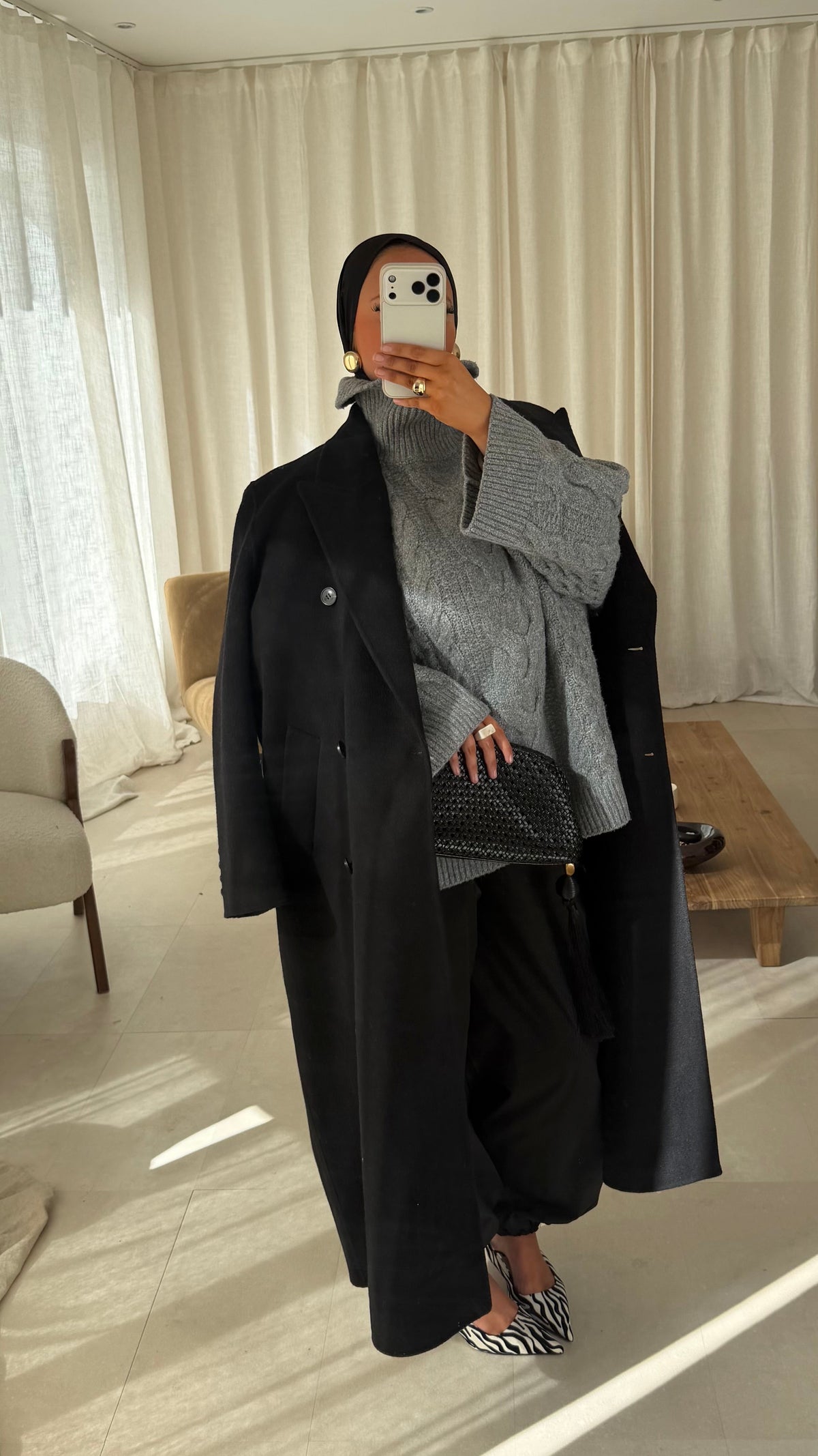 [GAMME LUXE] Manteau ultra long et large à épaulette en laine véritable cousu main | Noir