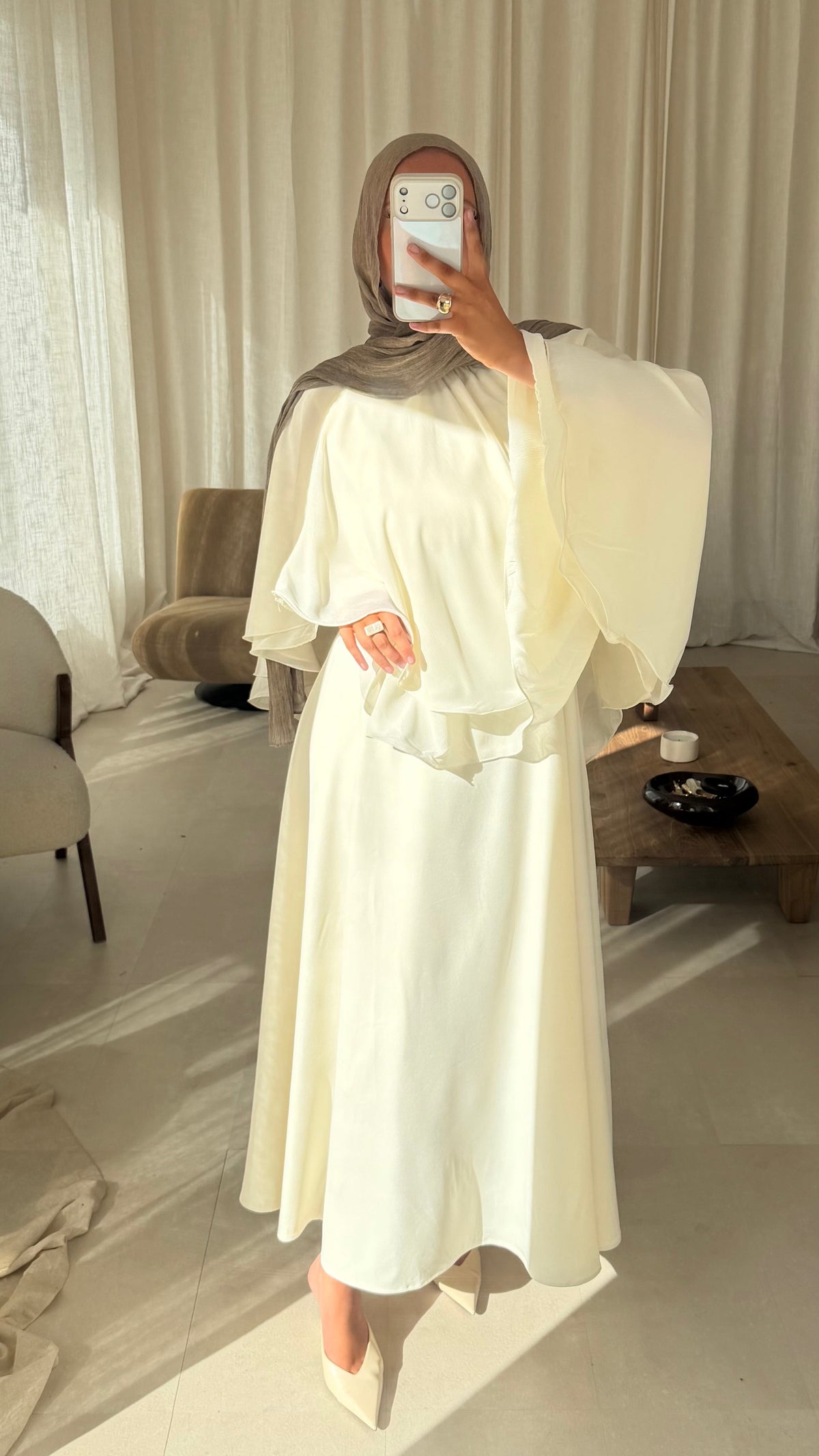 Robe ultra longue à manches courtes | Crème