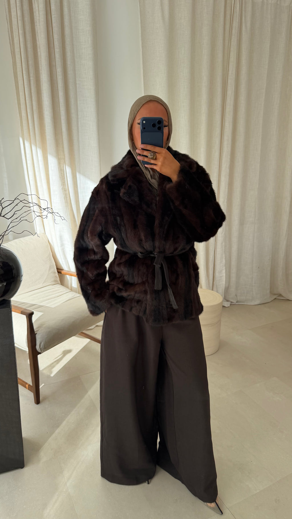 [GAMME LUXE] Fourrure mi longue avec ceinture | Marron