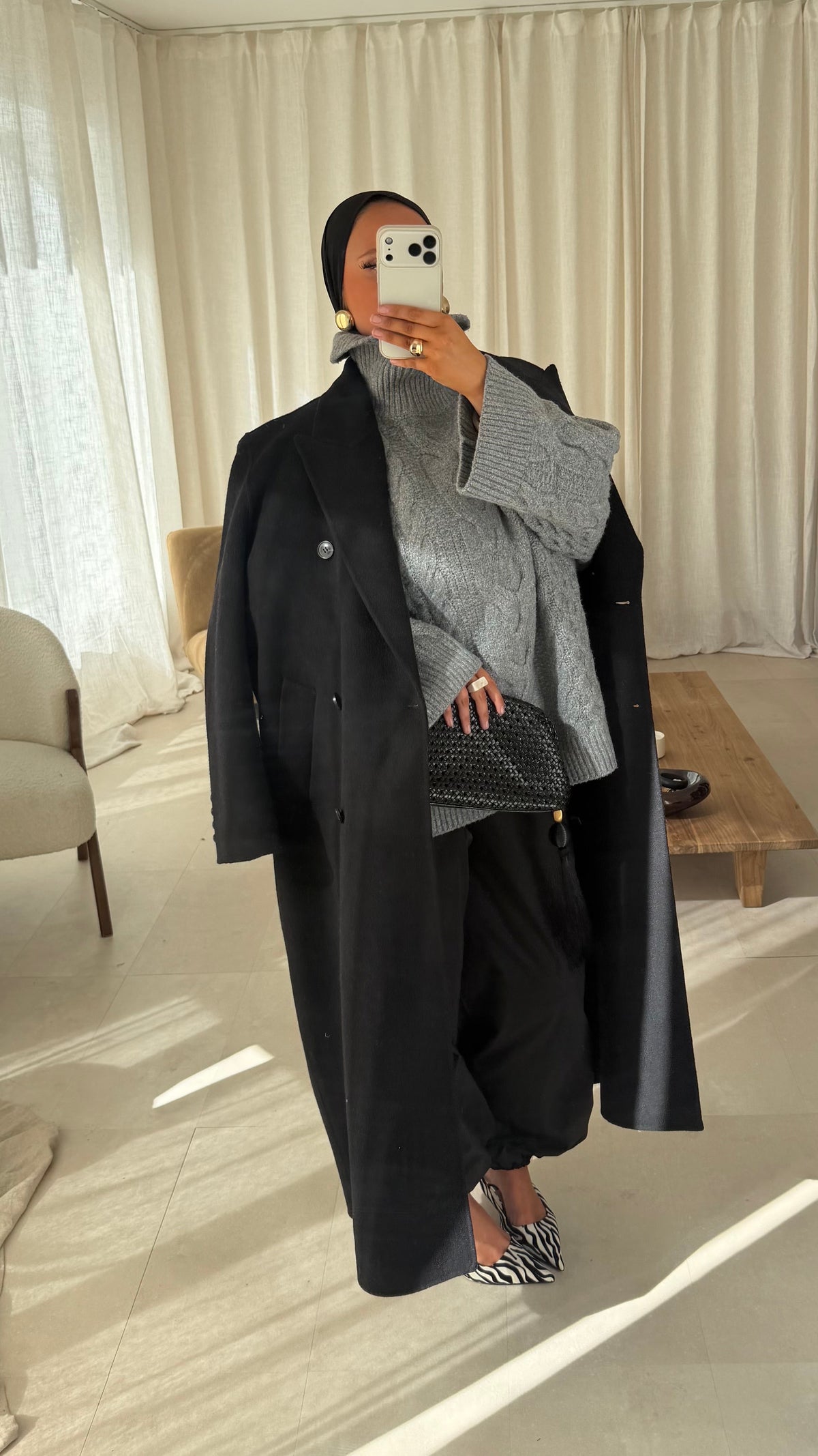 [GAMME LUXE] Manteau ultra long et large à épaulette en laine véritable cousu main | Noir