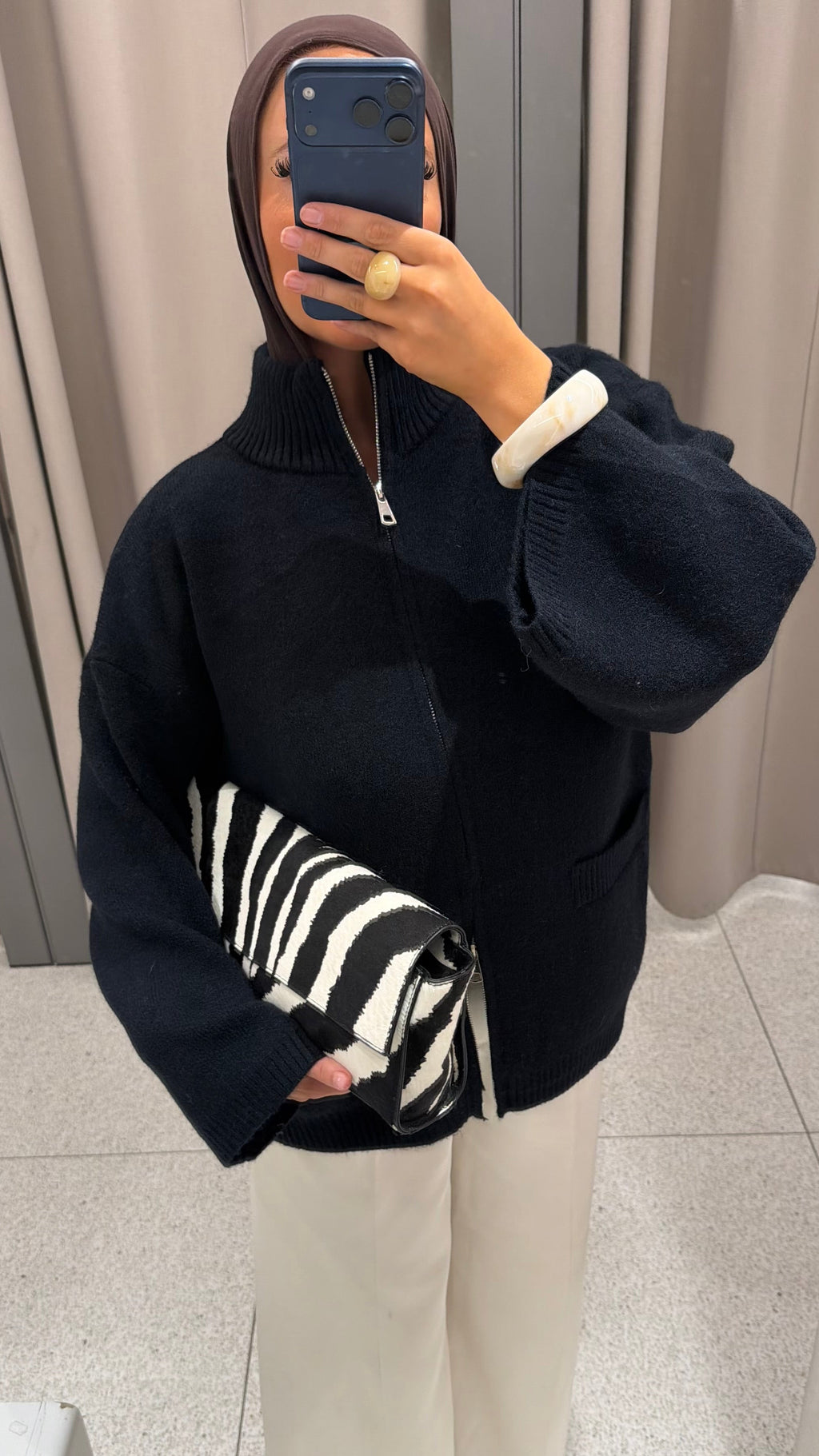[GAMME PREMIUM] Pull doux et chaud à zip ALARIA | Noir