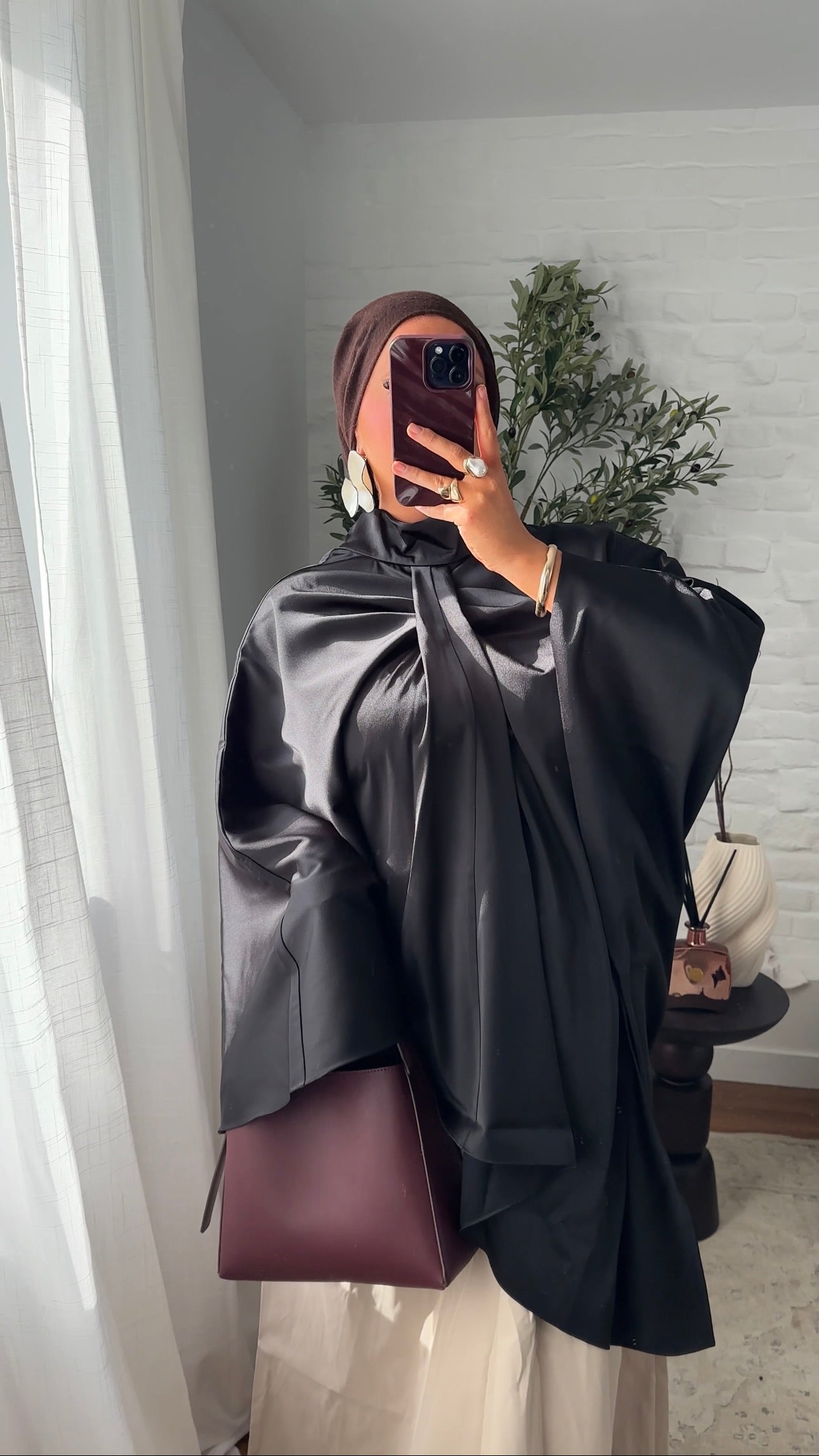 [CRÉATION] Cape ultra longue satinée | Noir