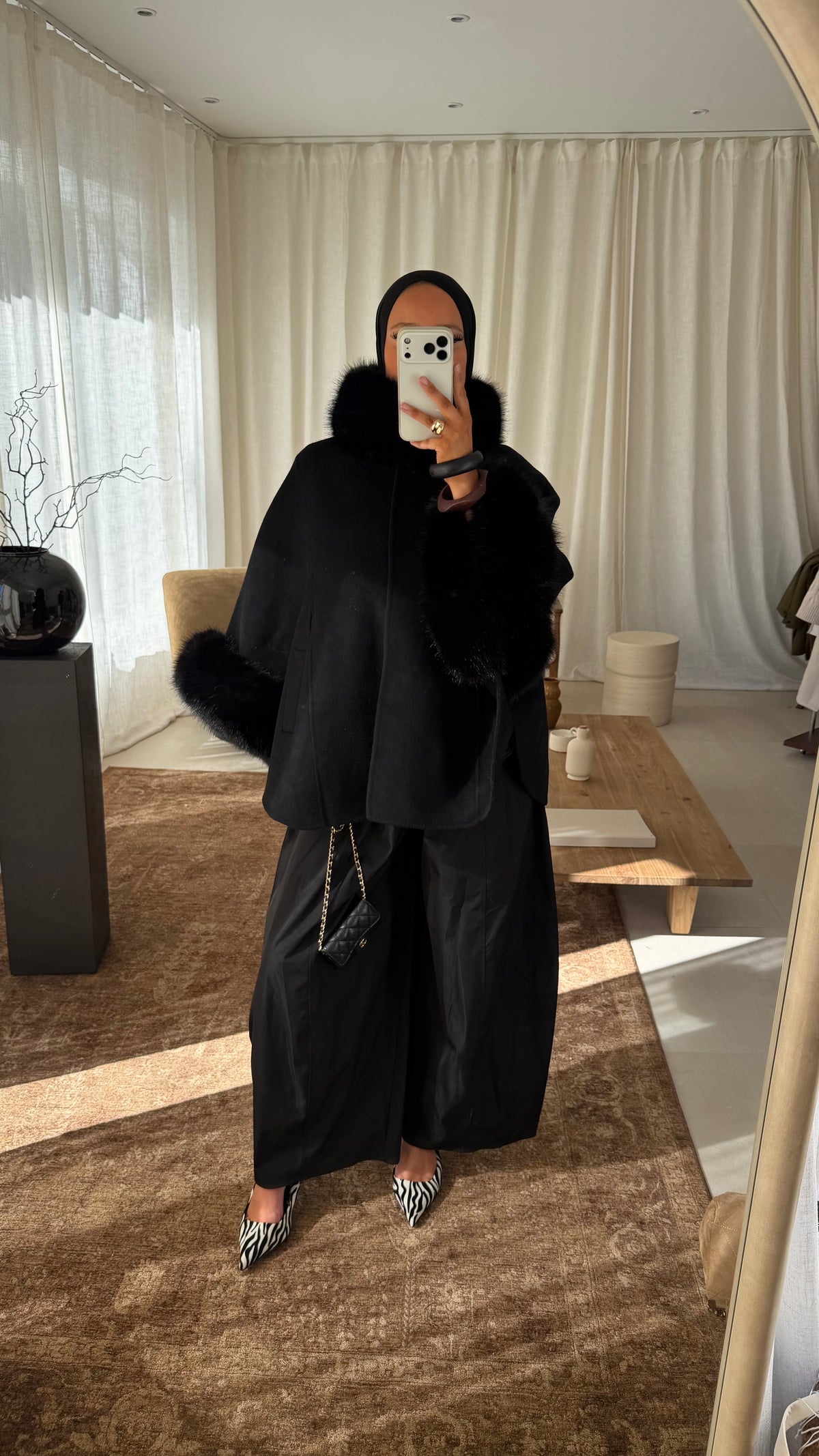 [GAMME LUXE] Manteau en laine à fourrure amovible cousu main | Noir