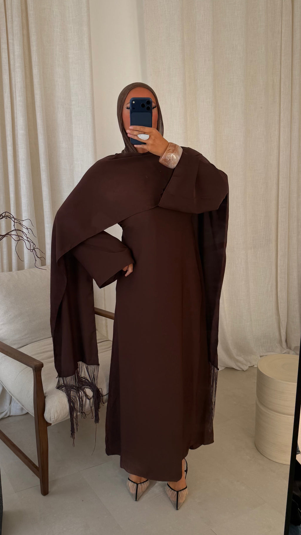 Robe ultra longue avec cape intégrée à franges | Marron