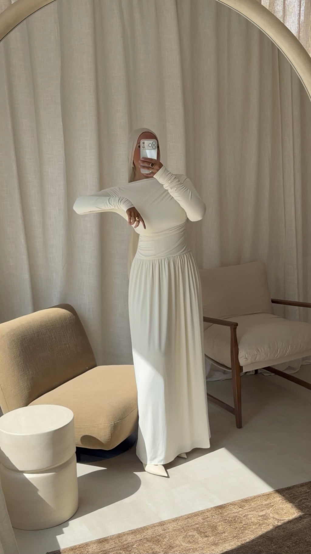 Robe ultra longue cintrée AMALYA | Crème