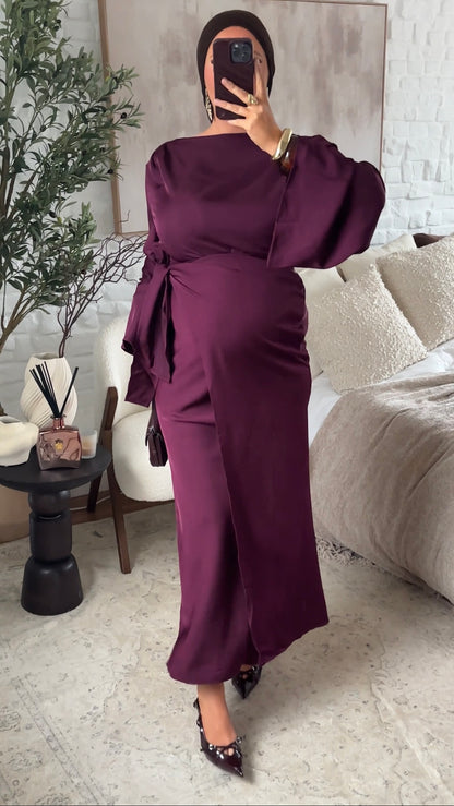 Robe longue satinée à nouer Prune | Pré-commande sous 3 semaines