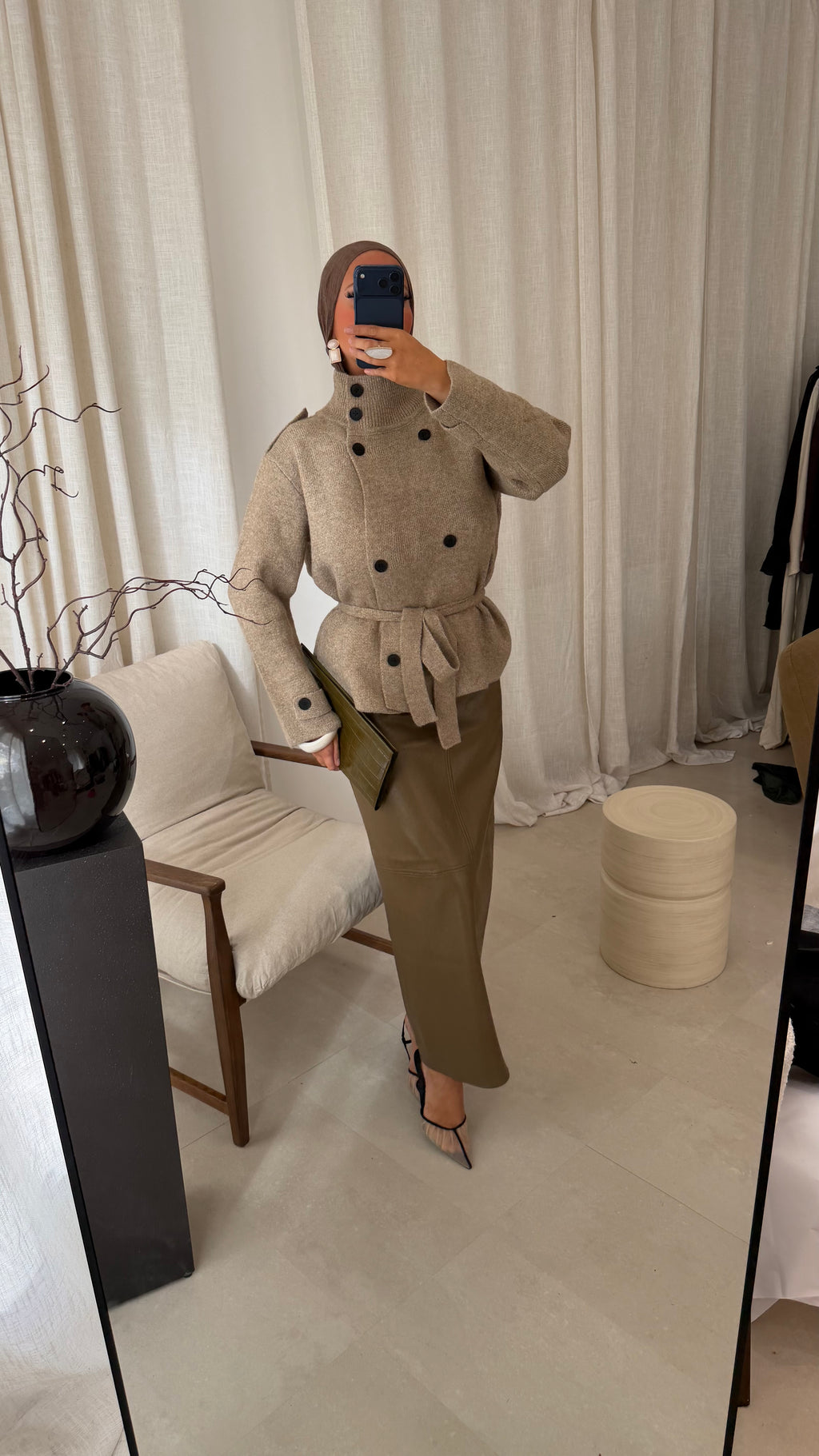 Gilet en maille à boutons | Taupe