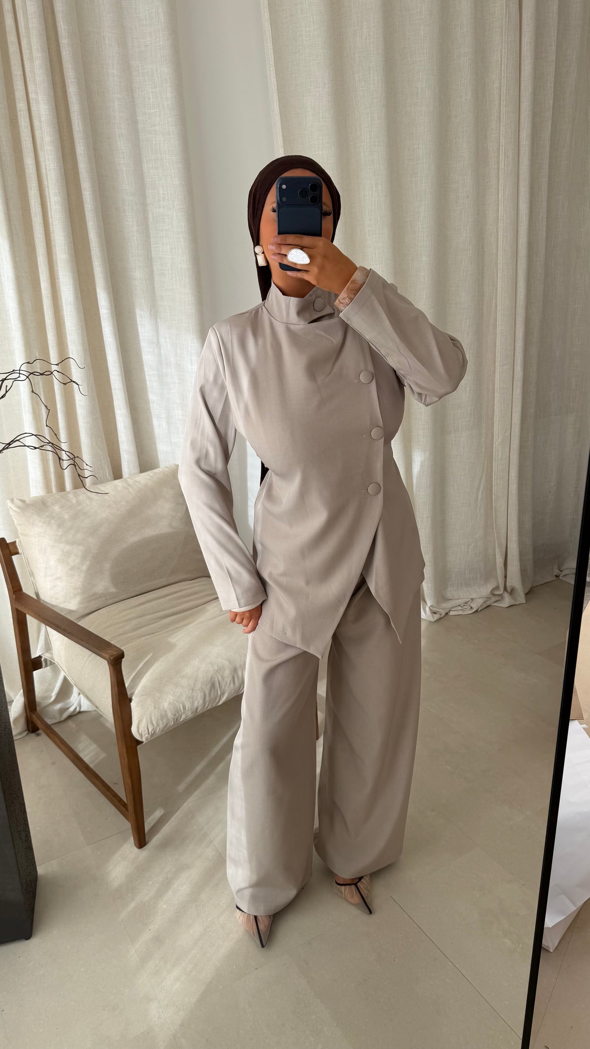 Ensemble avec haut à boutons et pantalon ultra long GABRIELA | Beige