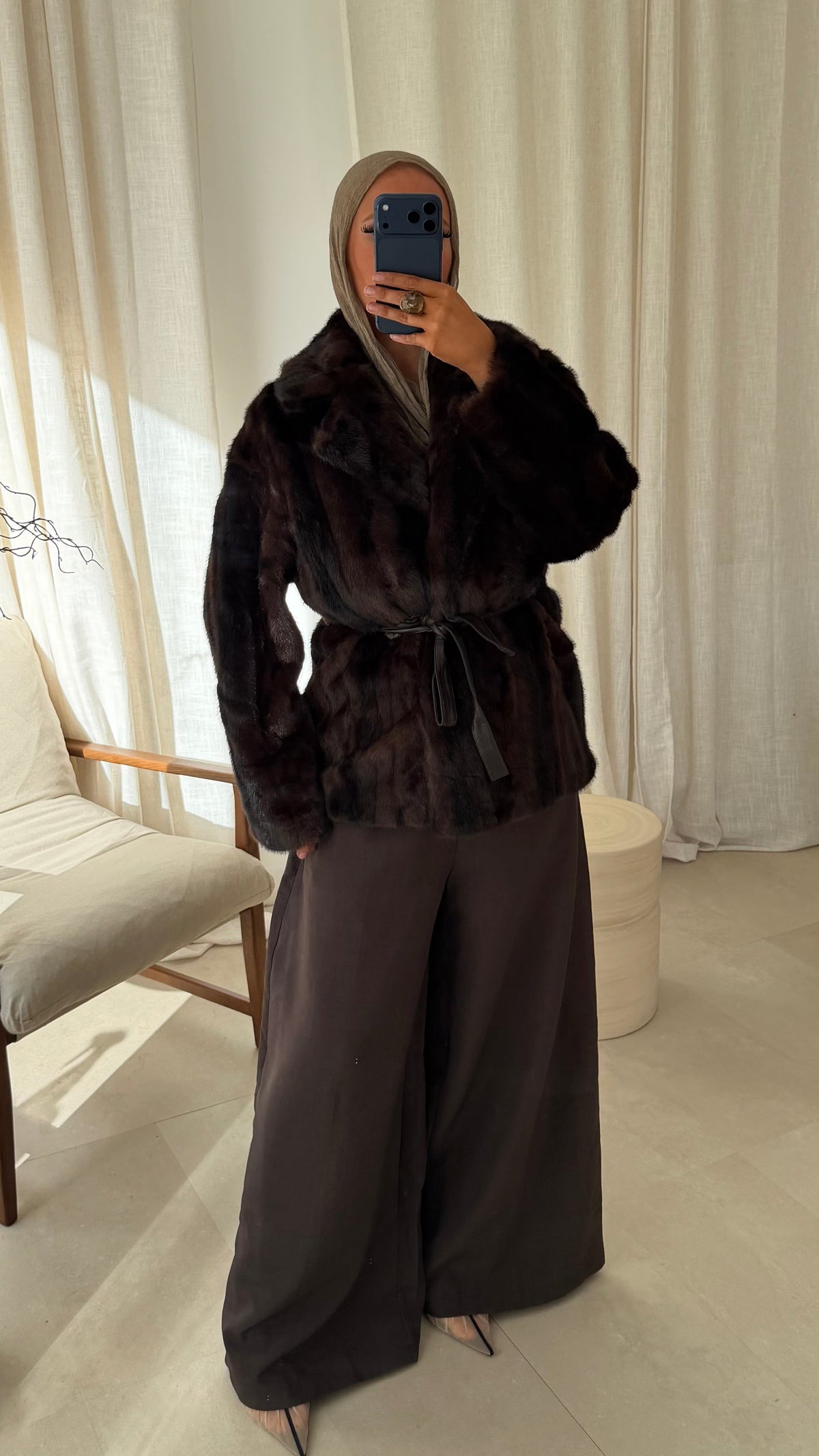 [GAMME LUXE] Fourrure mi longue avec ceinture | Marron
