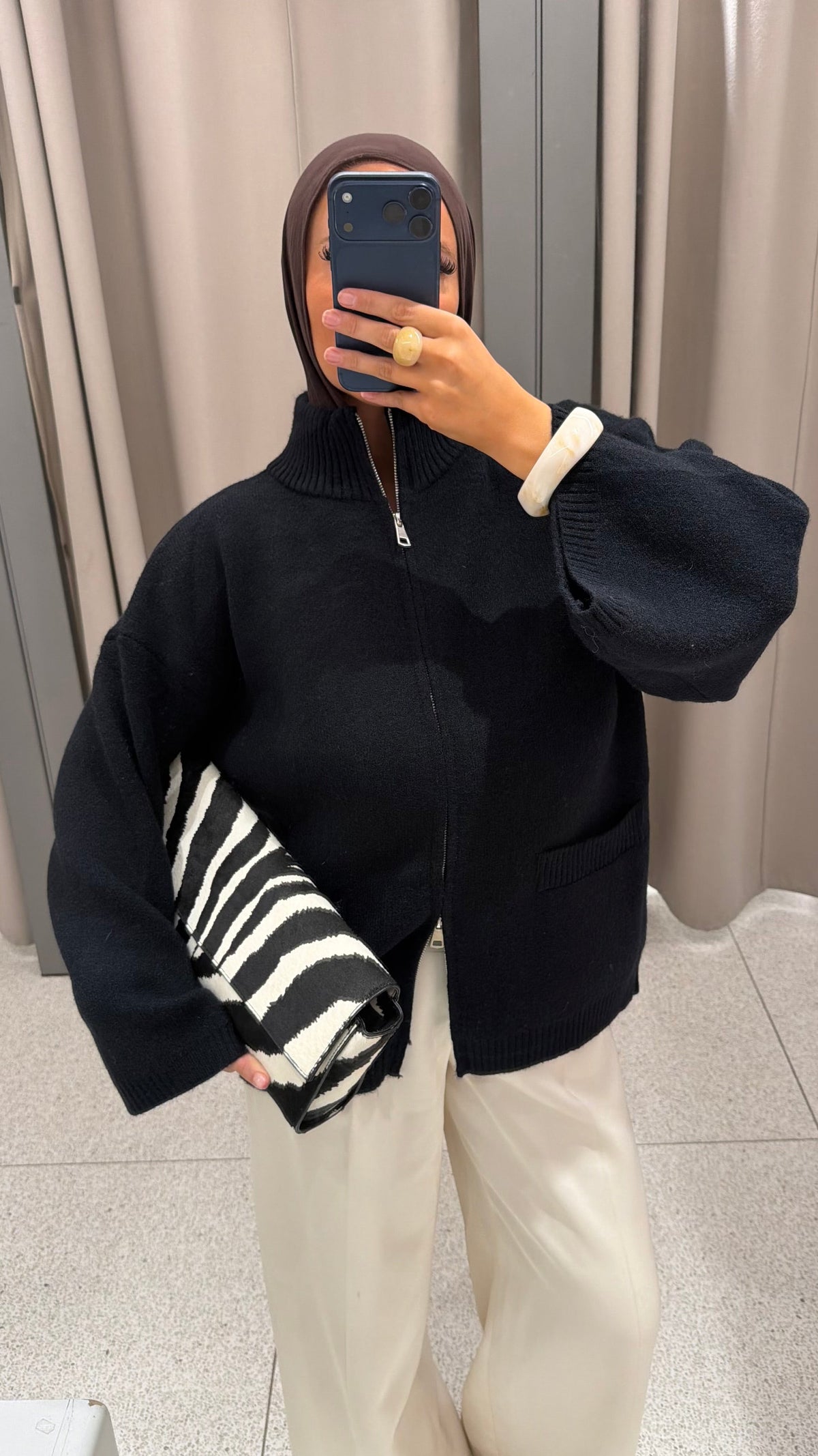 [GAMME PREMIUM] Pull doux et chaud à zip ALARIA | Noir