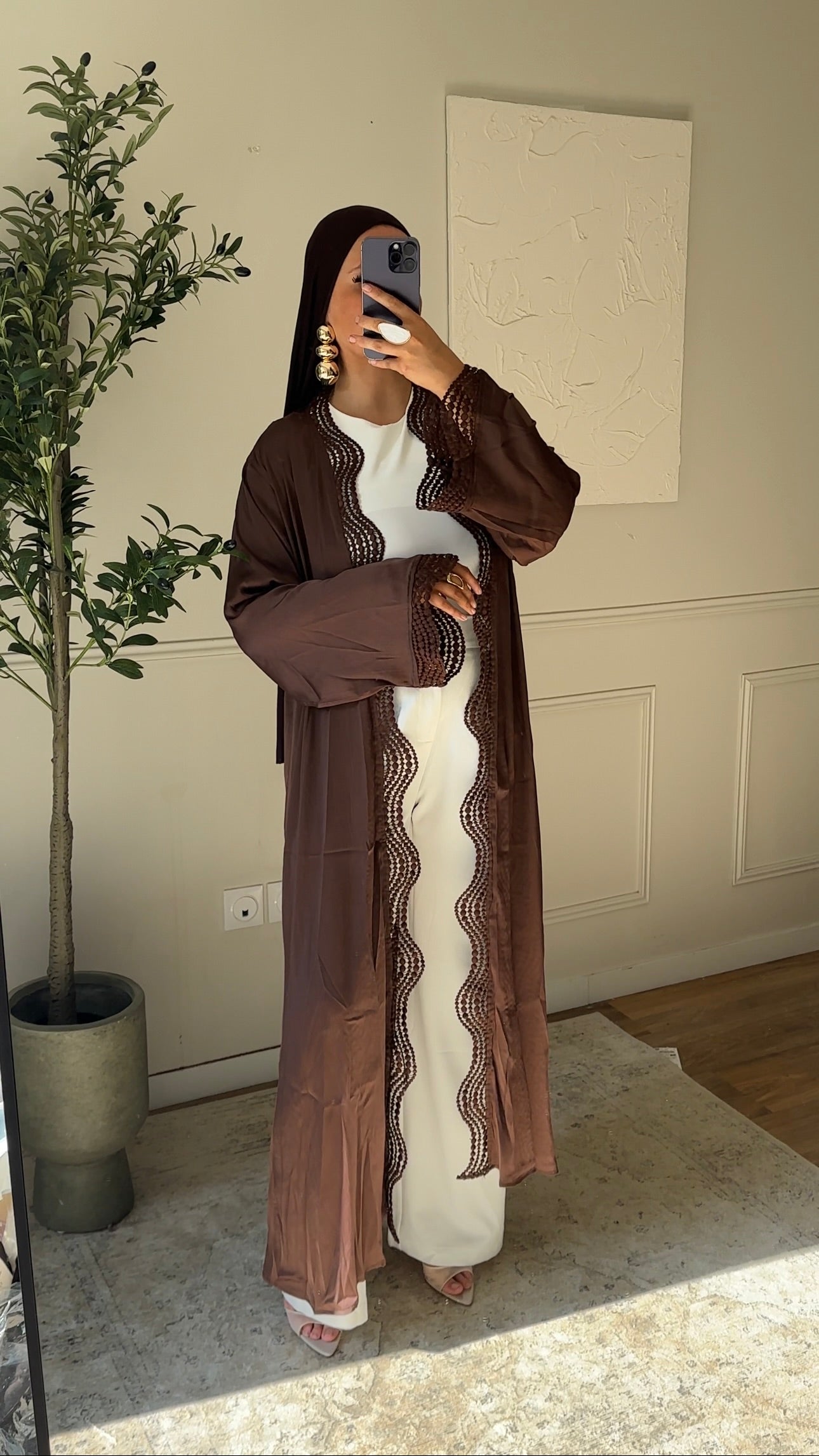 [GAMME PREMIUM] Kimono satiné à bord ondulé | Marron