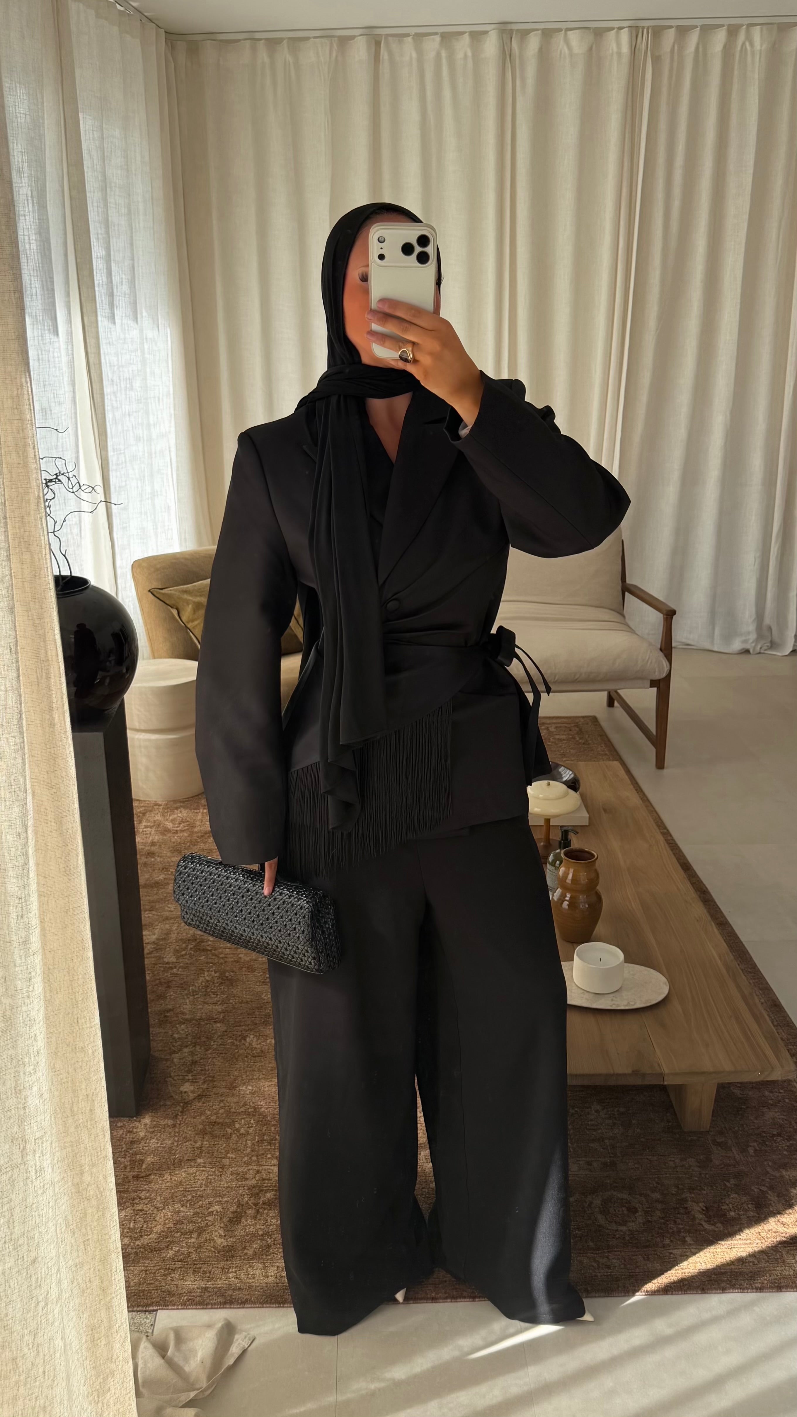 Blazer cintré à boutons GOYA | Noir | Pré-commande (envoi sous 1 semaine)