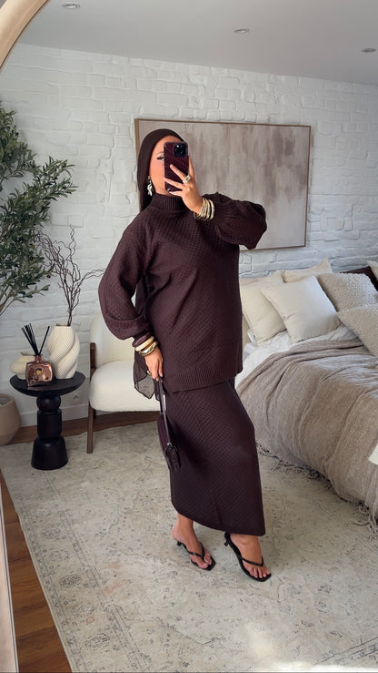 Ensemble comfy en maille à jupe longue et col montant | Marron