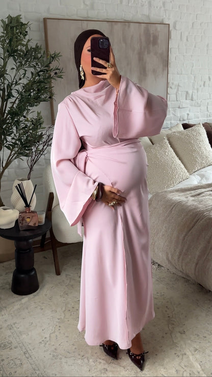 Robe longue satinée à nouer | Rose