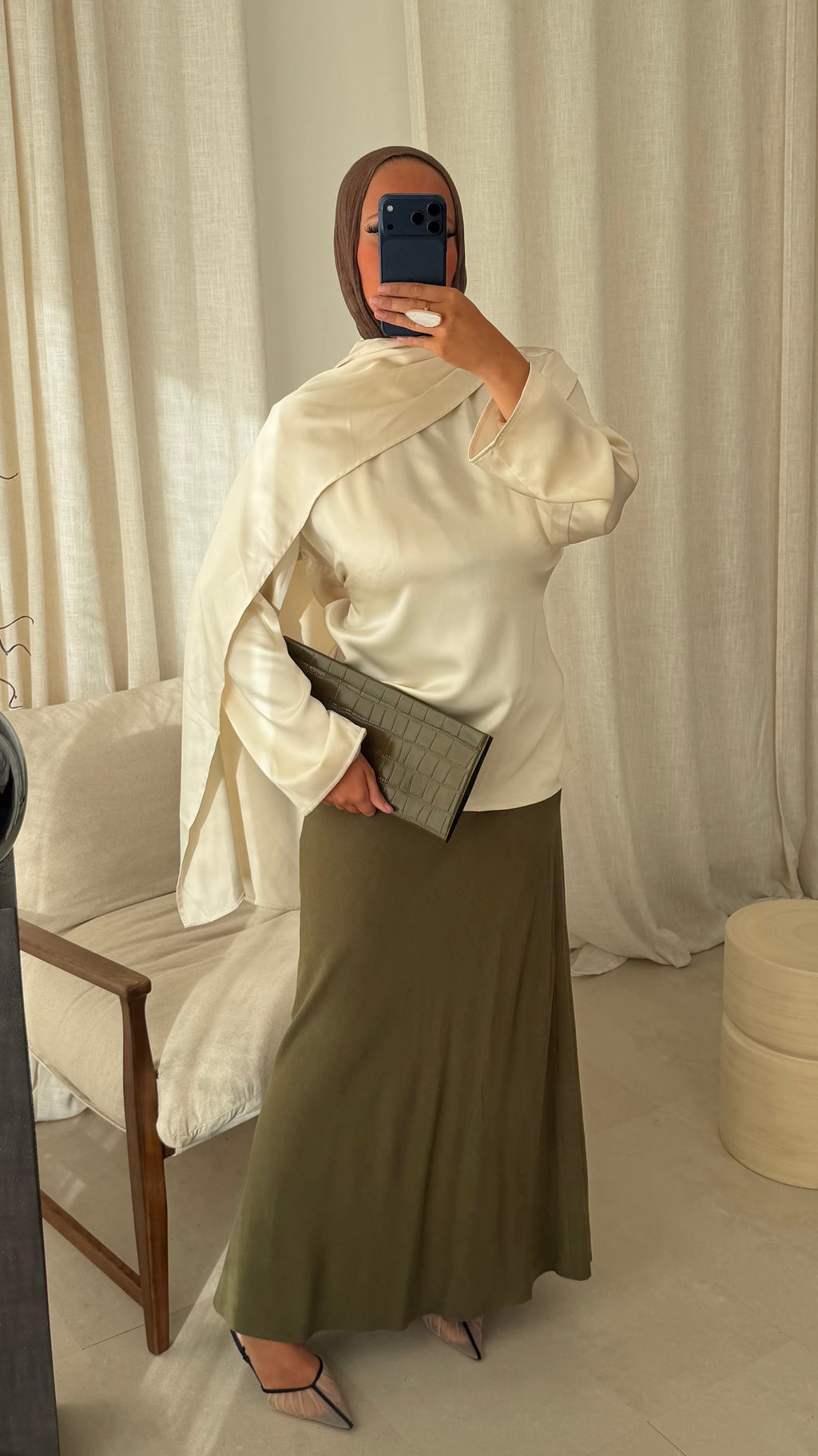 Haut satiné à cape | Crème