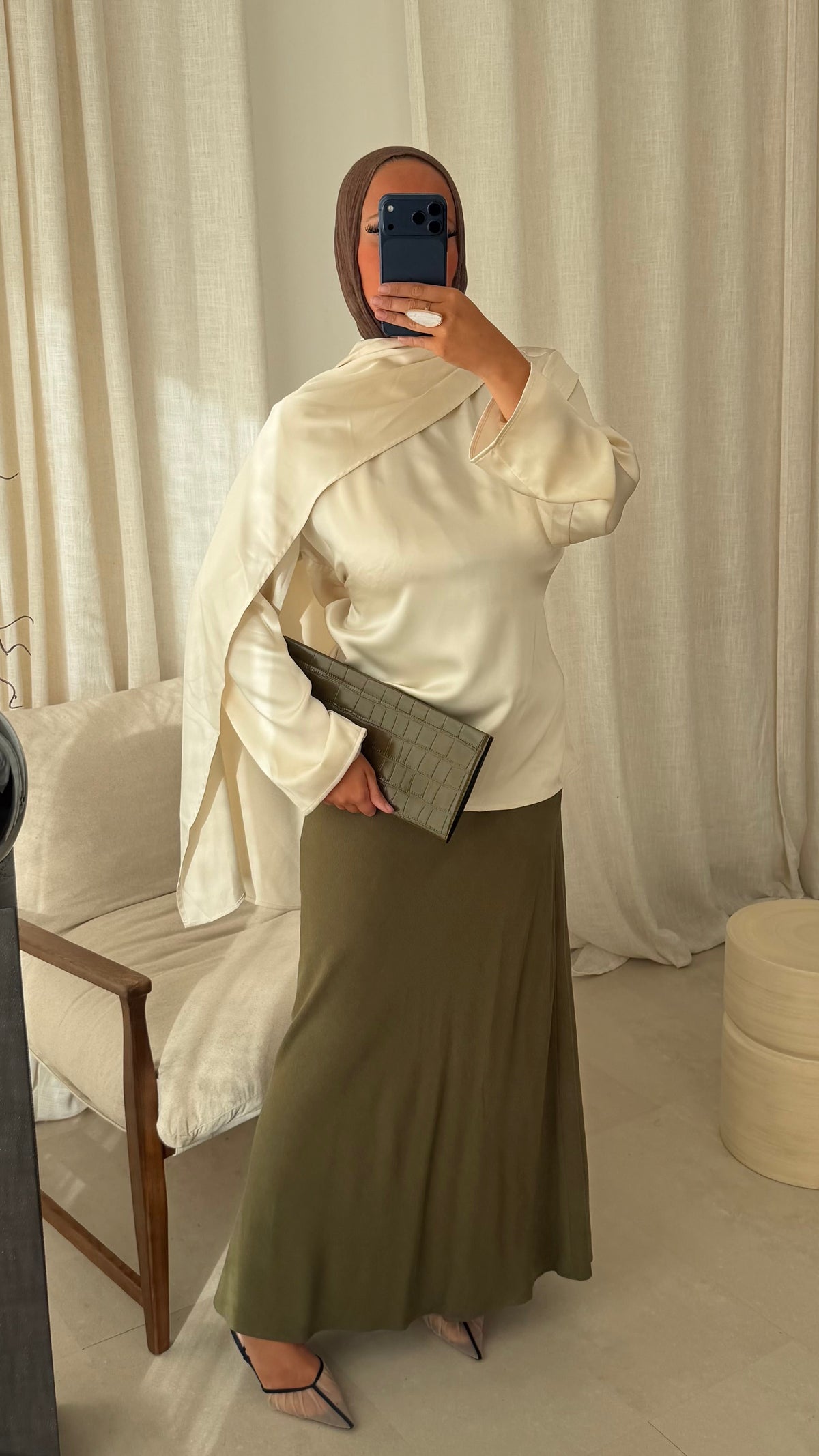 Haut satiné à cape | Crème