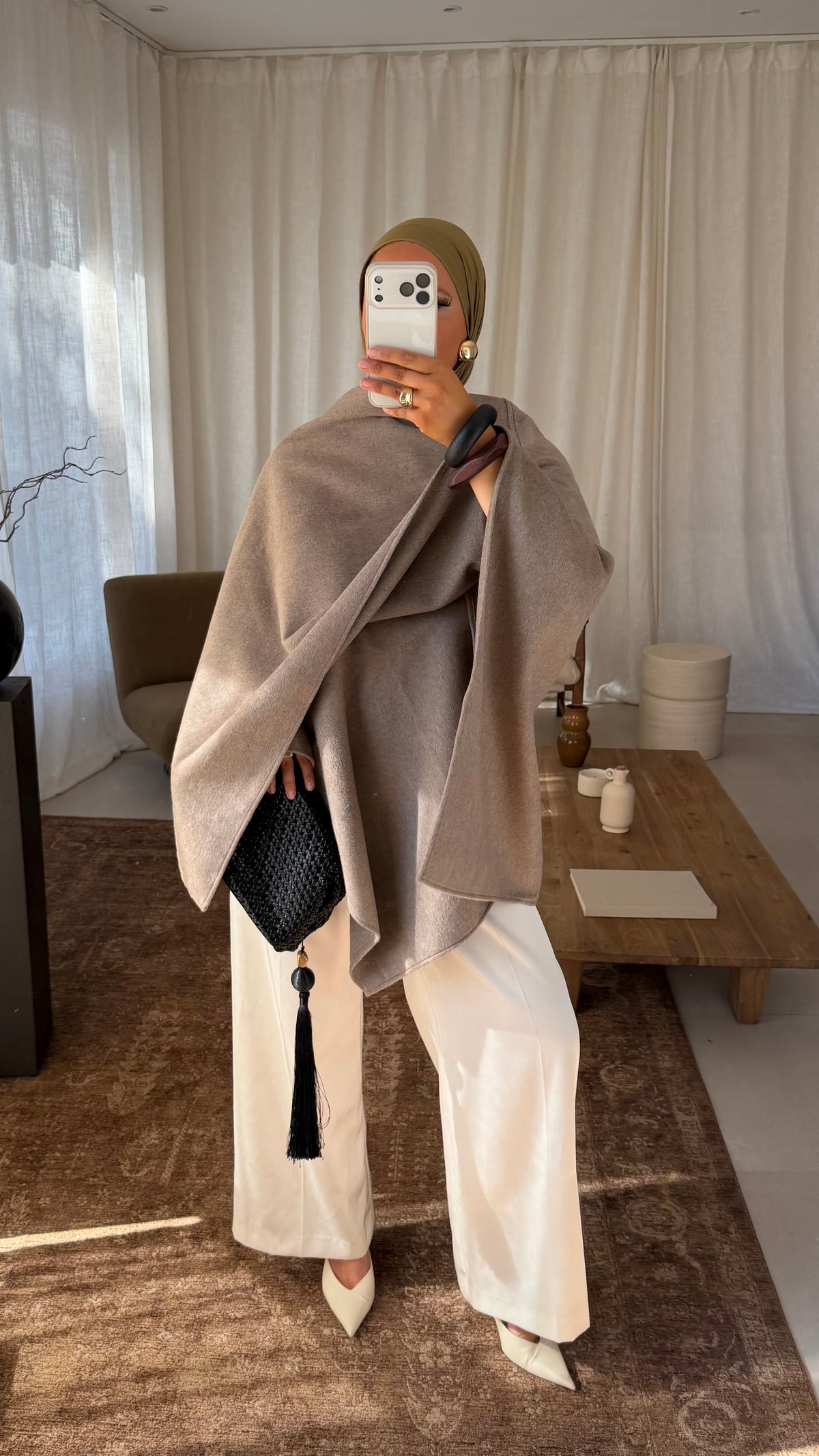 [GAMME LUXE] Manteau cape en laine | Taupe