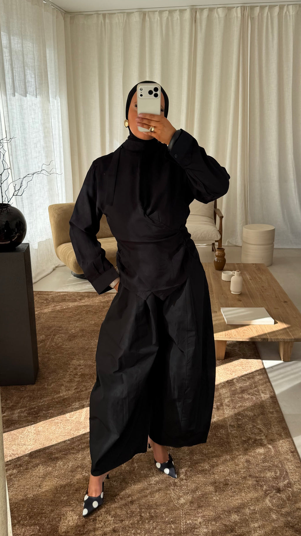 Haut asymétrique satiné AYA | Noir