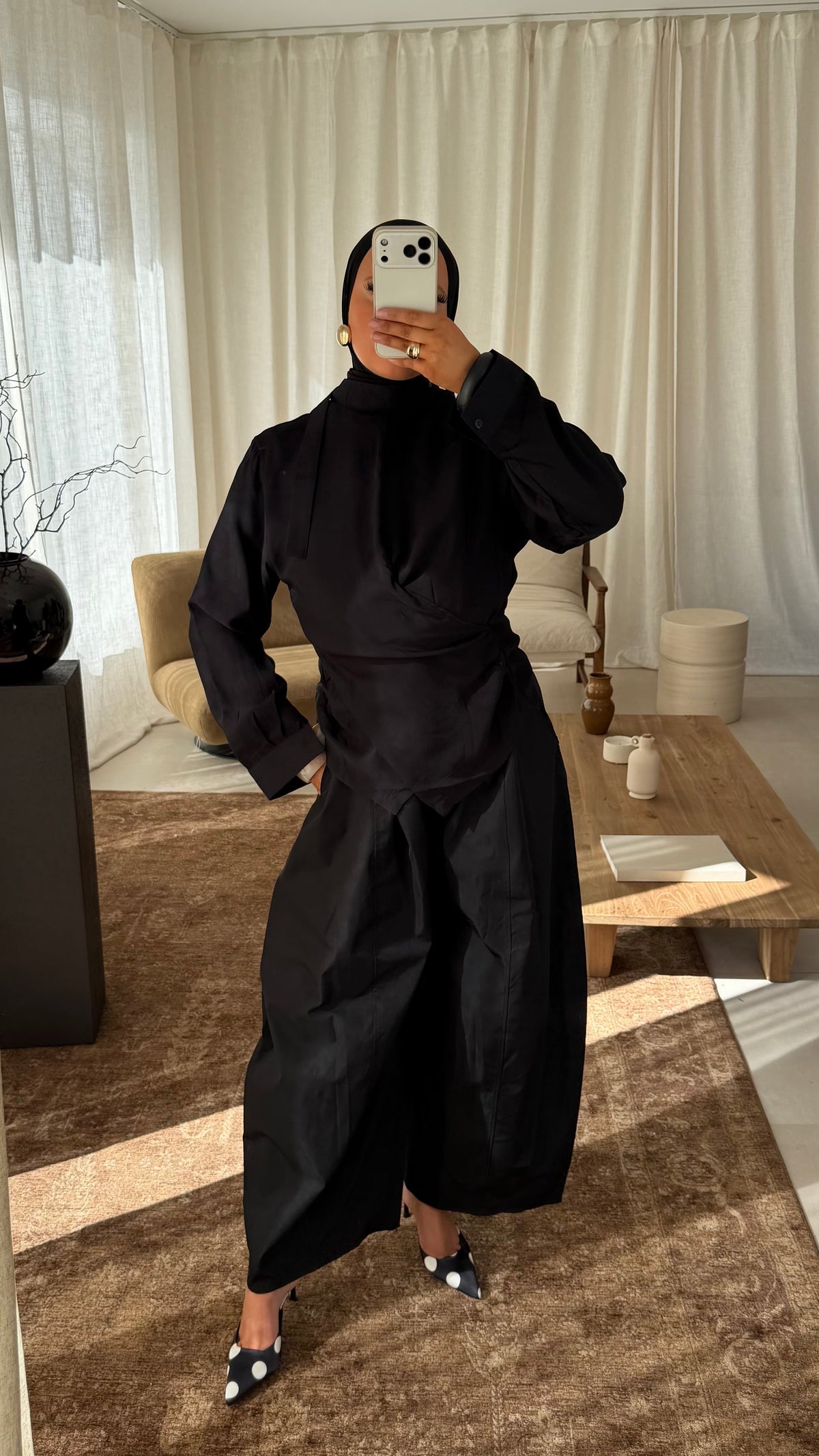 Haut asymétrique satiné AYA | Noir