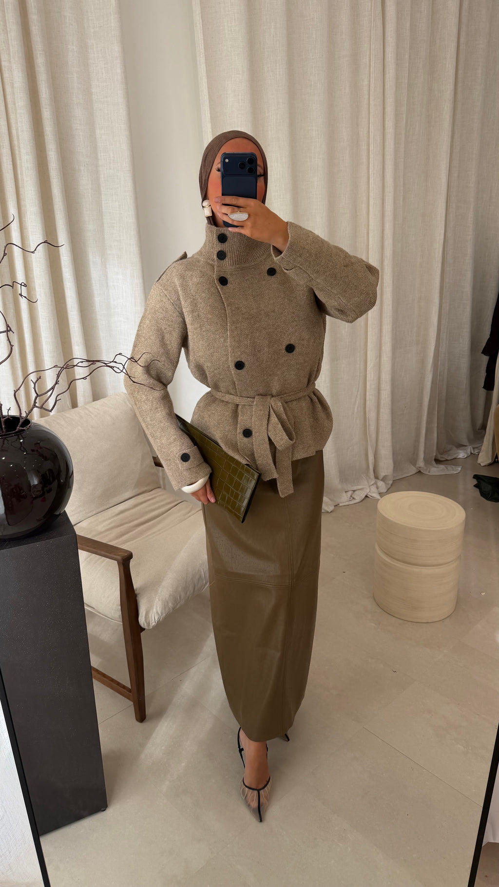Gilet en maille à boutons | Taupe