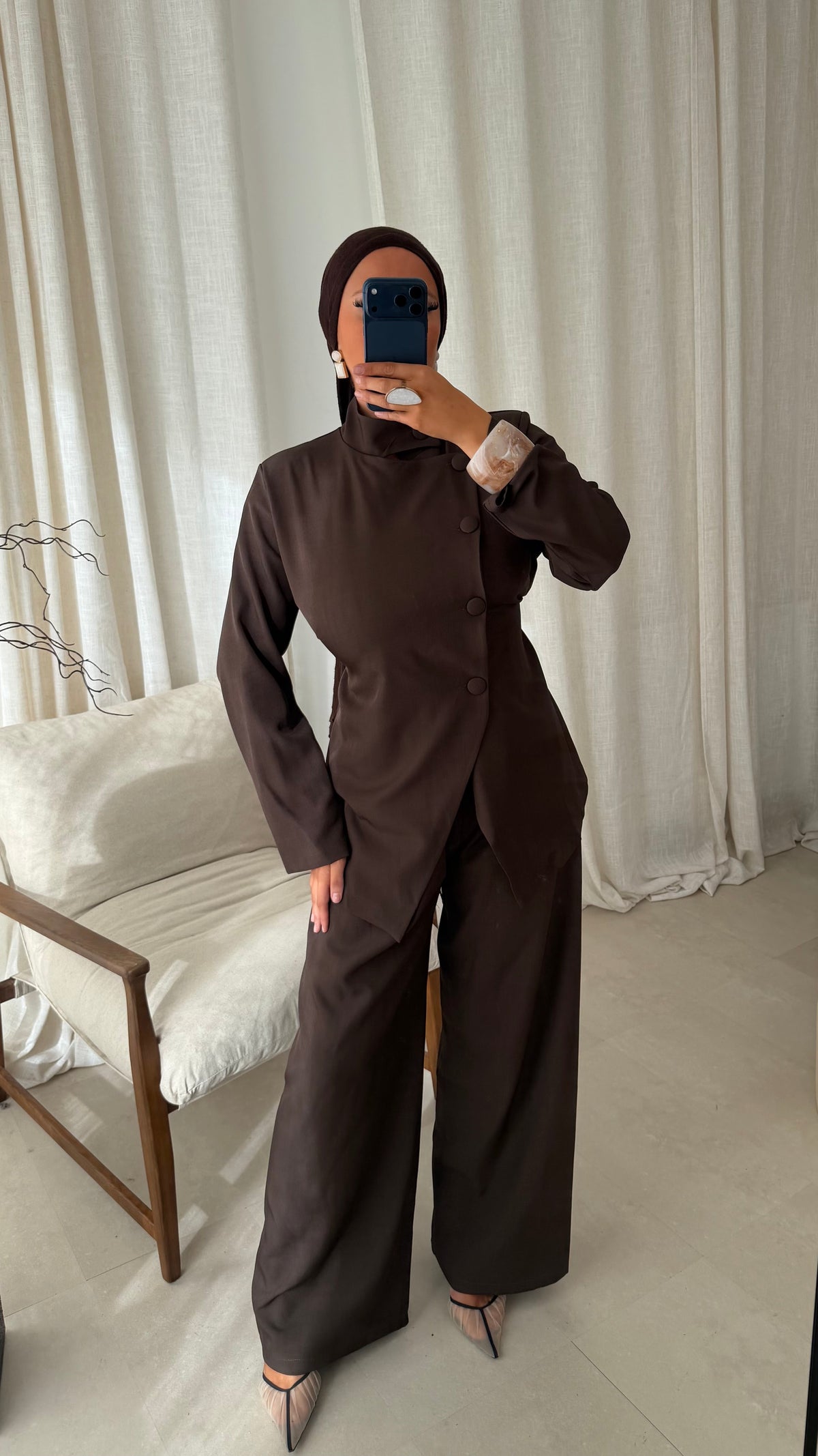 Ensemble avec haut à boutons et pantalon ultra long GABRIELA | Marron