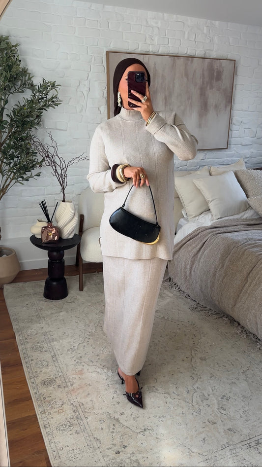 Ensemble comfy en maille à jupe longue et col montant | Beige