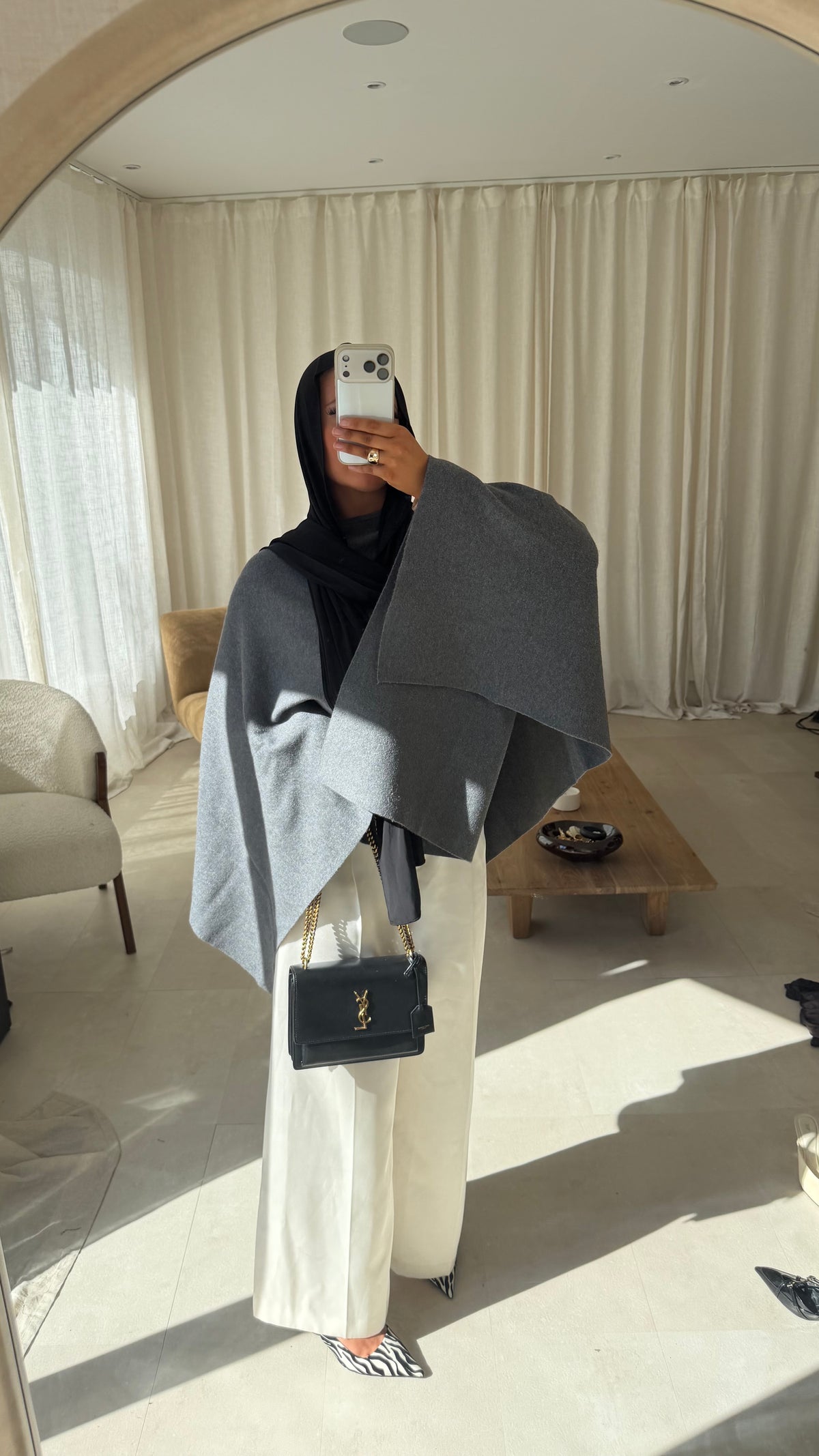 [GAMME LUXE] Cape en laine véritable ELDENA | Grise