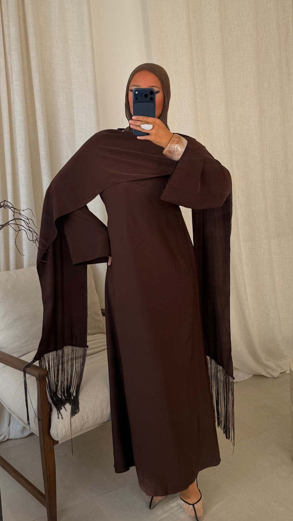 Robe ultra longue avec cape intégrée à franges | Marron