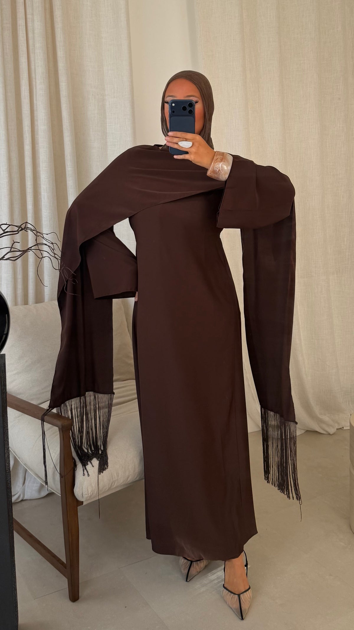 Robe ultra longue avec cape intégrée à franges | Marron