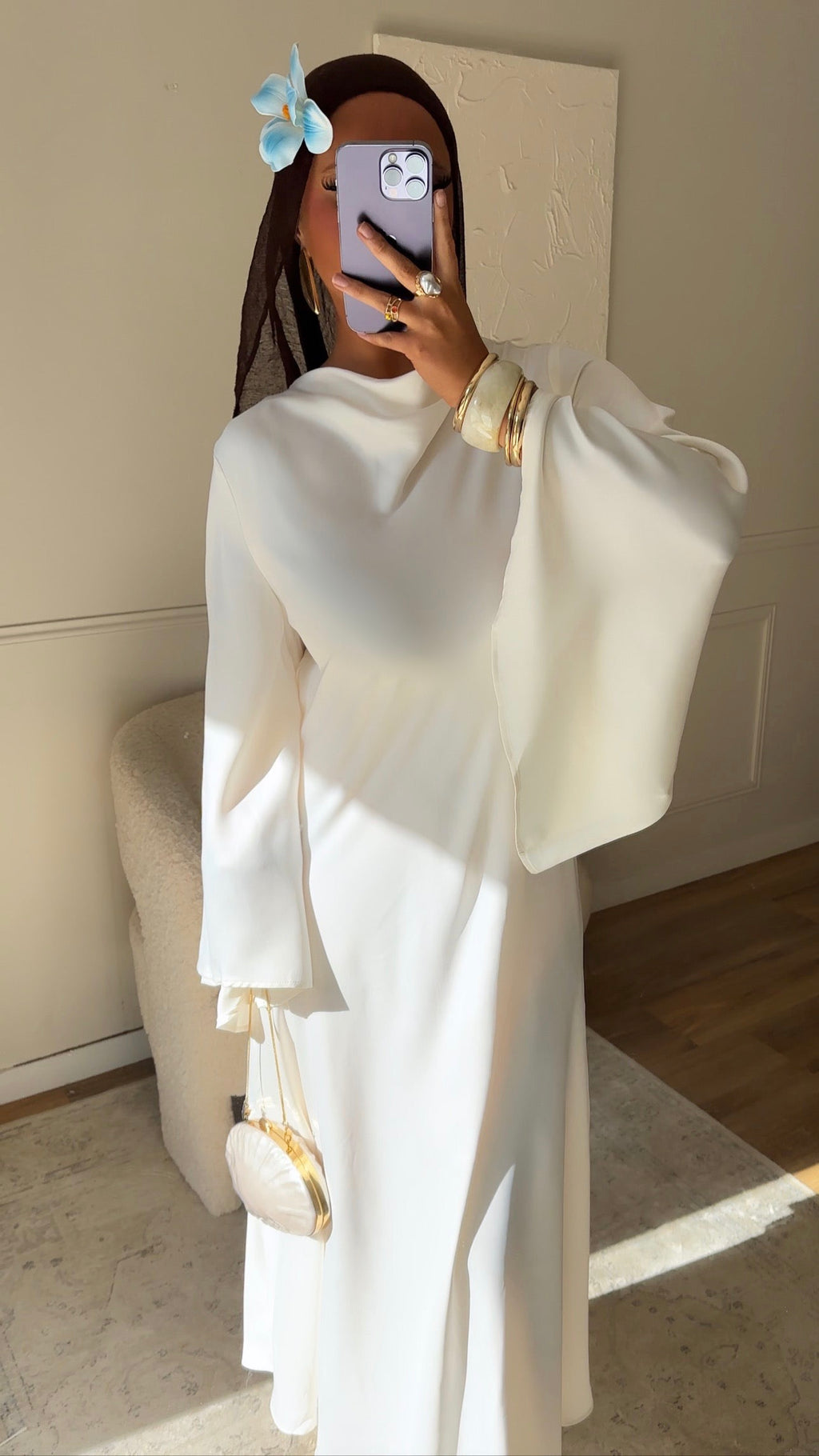 [CRÉATION] Robe longue satinée à manches évasées JENNAH | Crème