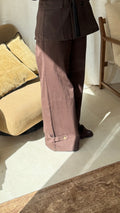Pantalon stretch à boutons | Marron