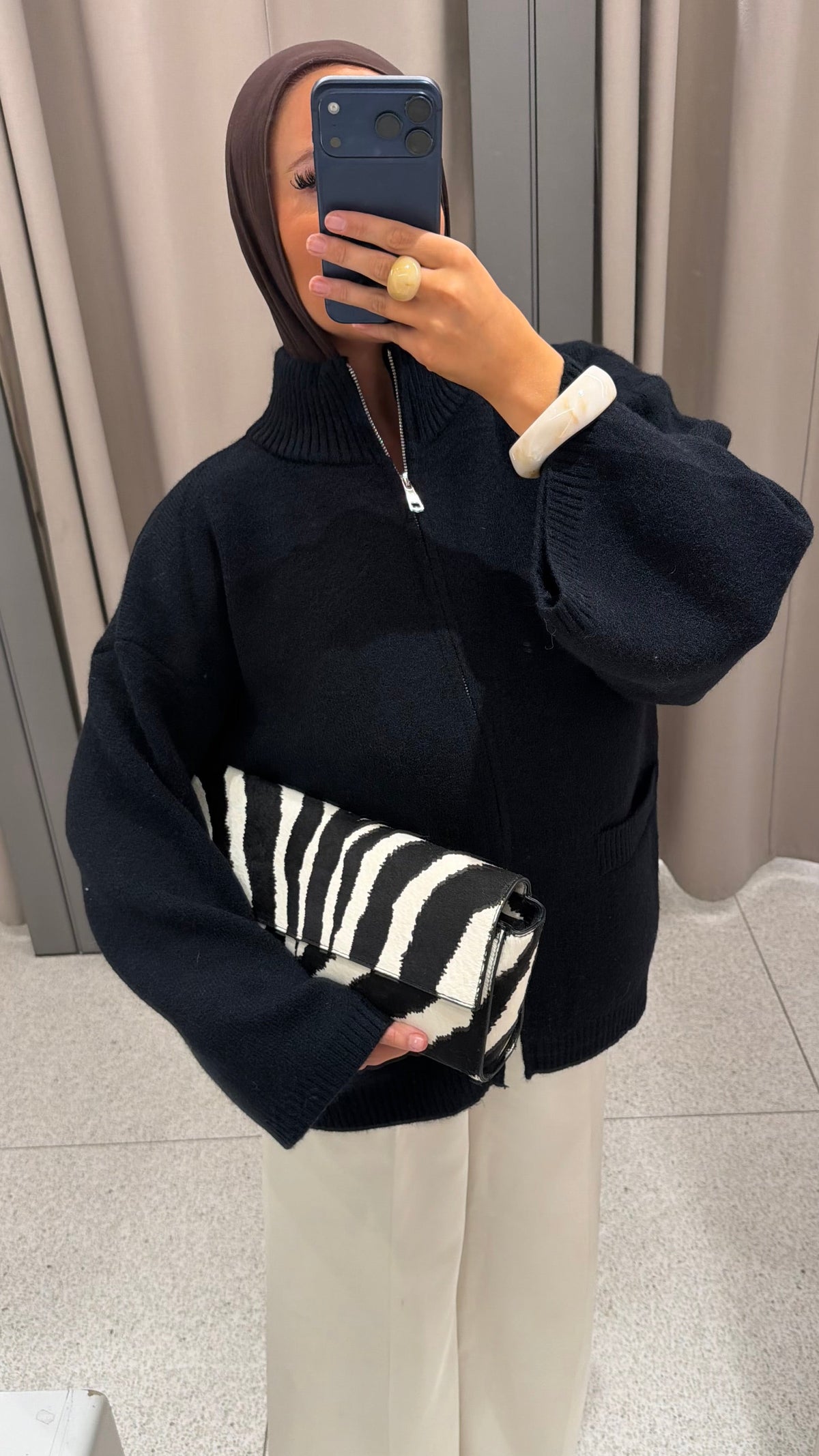 [GAMME PREMIUM] Pull doux et chaud à zip ALARIA | Noir