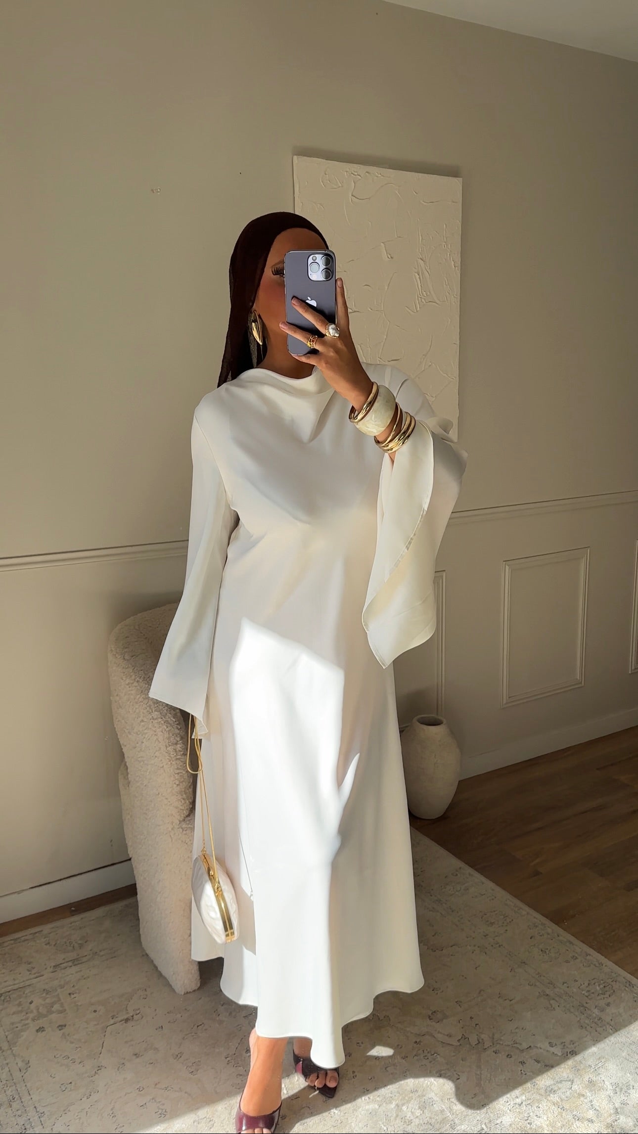 [CRÉATION] Robe longue satinée à manches évasées JENNA | Crème