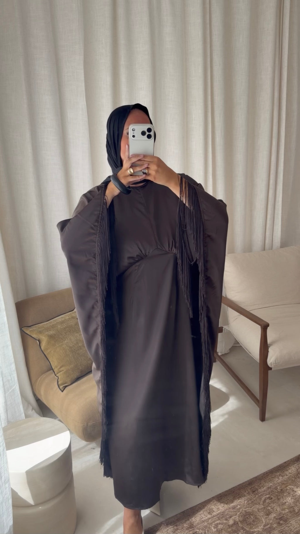 Robe longue satinée à franges | Marron