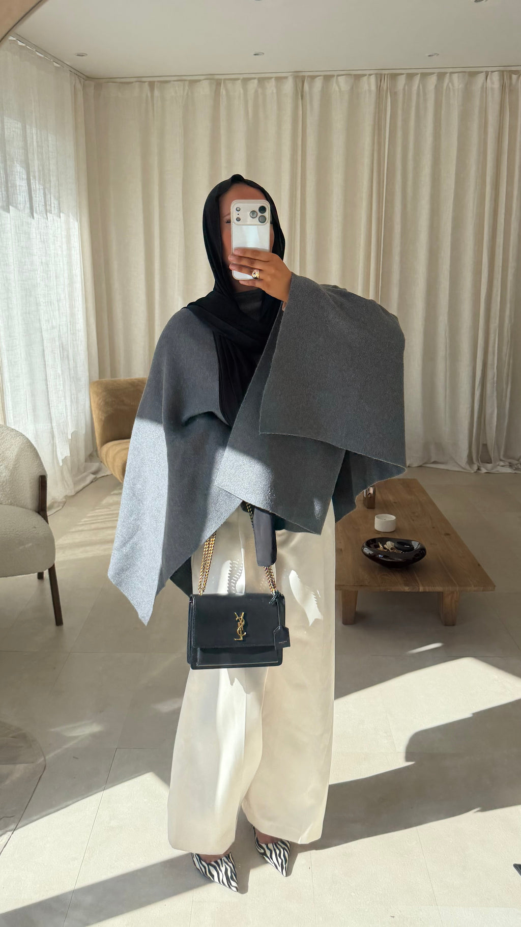 [GAMME LUXE] Cape en laine véritable ELDENA | Grise