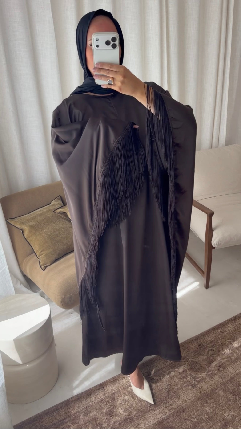 Robe longue satinée à franges | Marron