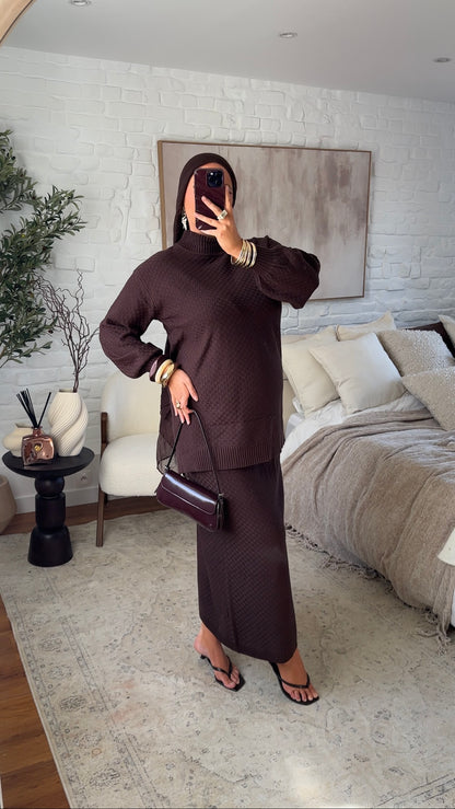 Ensemble comfy en maille à jupe longue et col montant | Marron