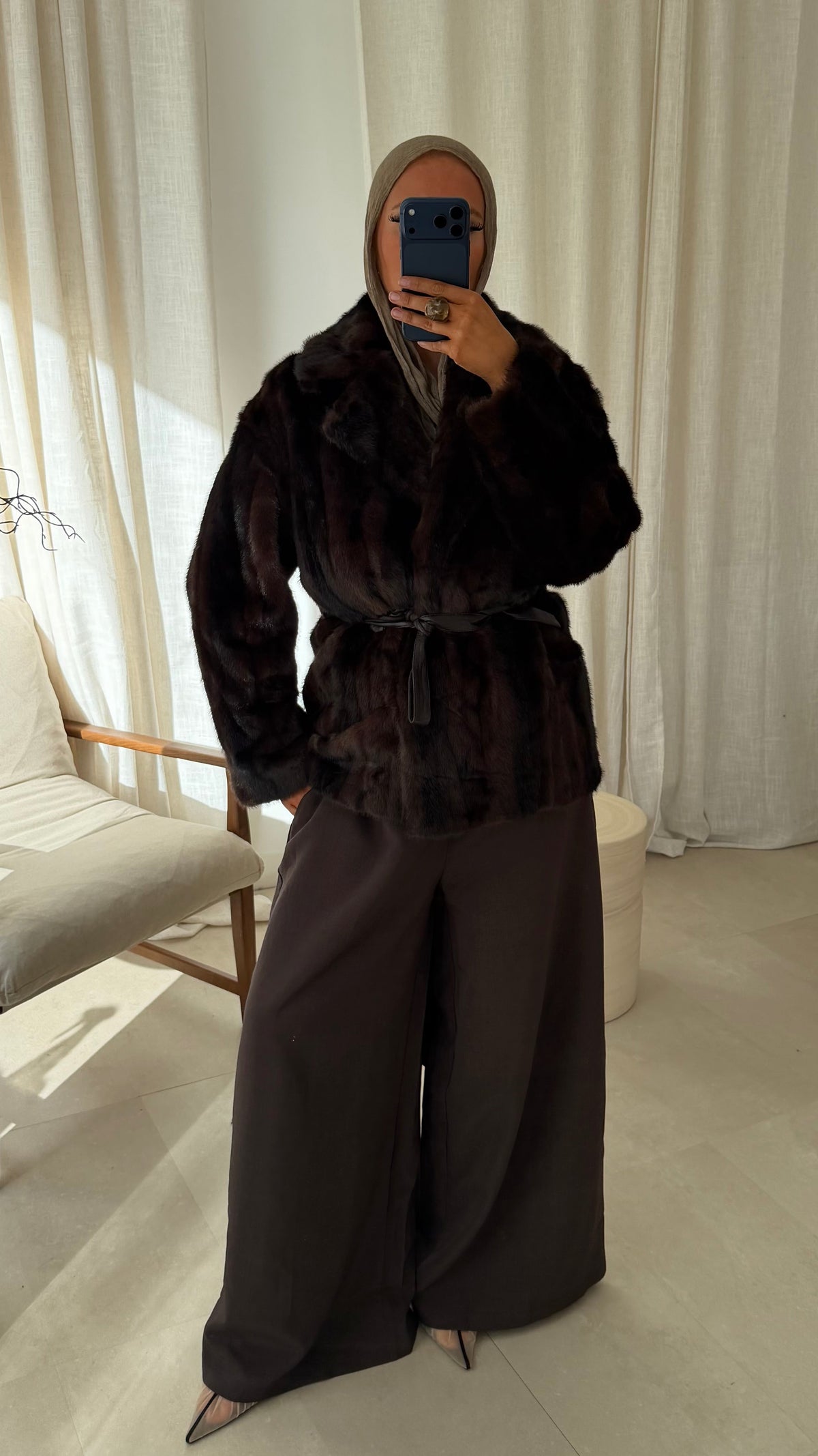 [GAMME LUXE] Fourrure mi longue avec ceinture | Marron