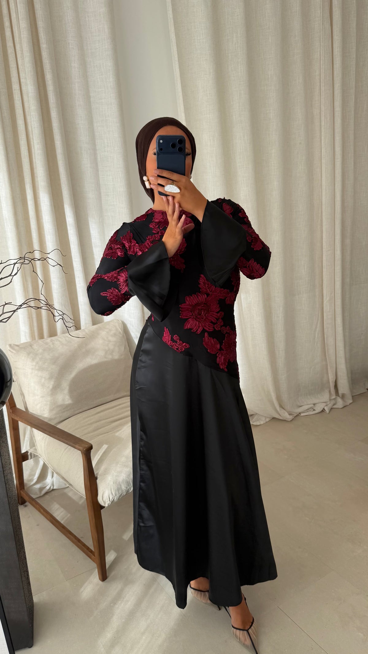 Robe longue à motifs YANA | Noir et bordeaux