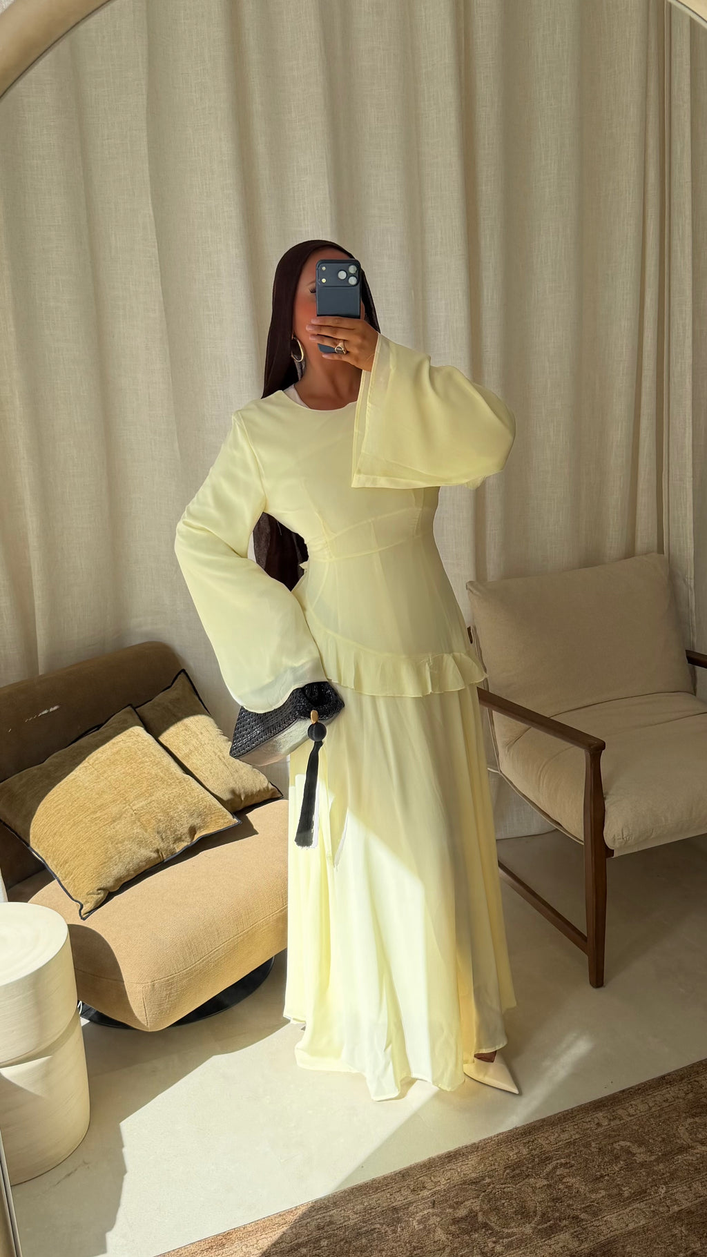 Robe ultra longue fluide doublée avec lacets à l'arrière | Jaune